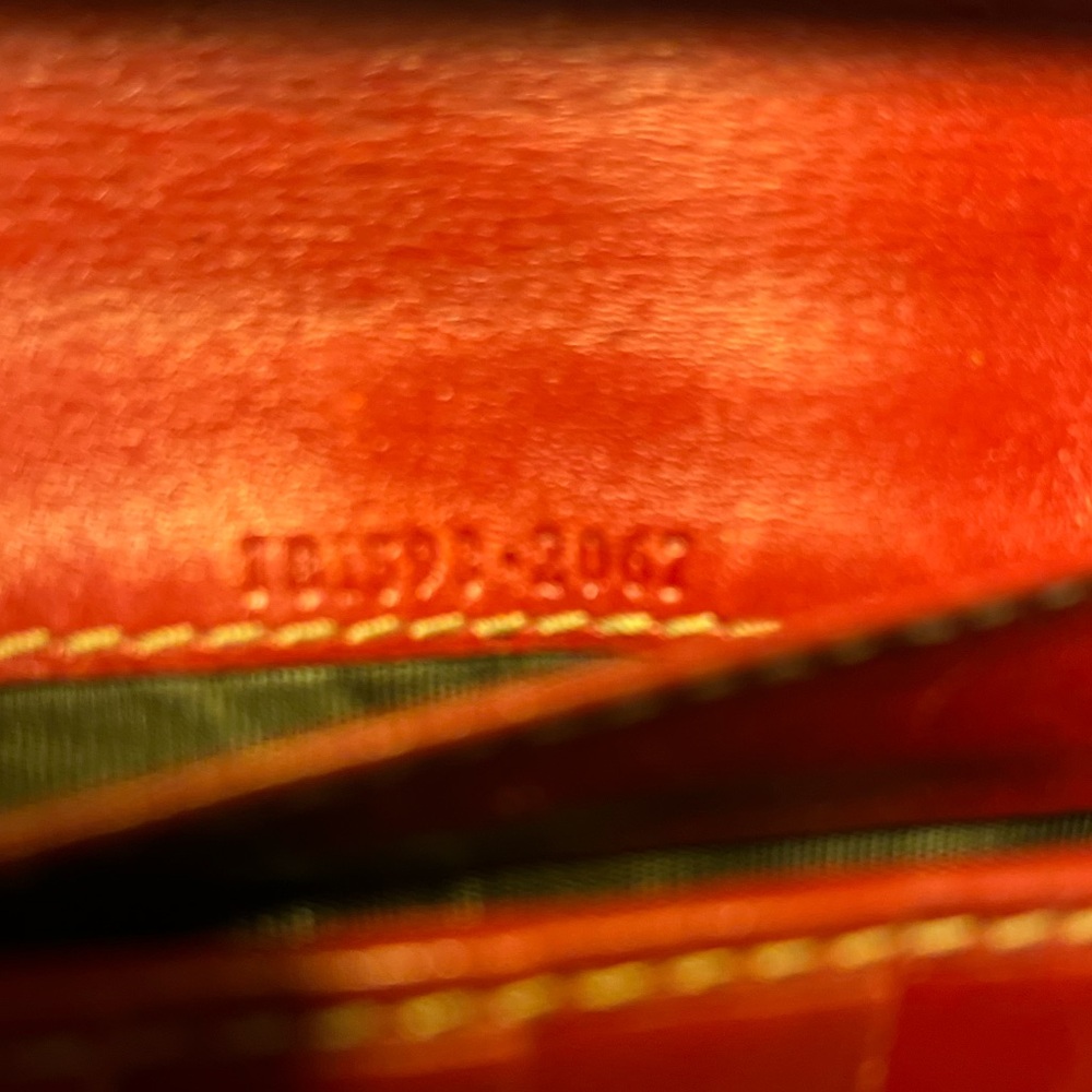 GUCCI Authentic, Clutch, Bifold Wallet, Crossbody. - Picture 9 of 12